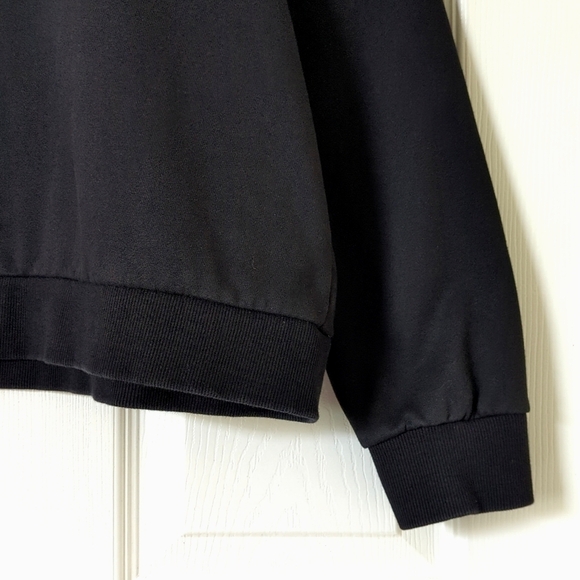Stellah Bead Embellished Cutout Shoulder Pullover Crewneck Sweatshirt Black M - Picture 8 of 12